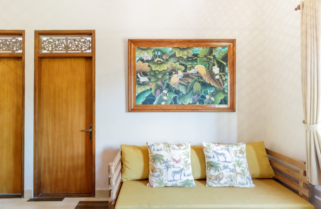 Апартаменты The Loft Colourful Unique Designer Loft Hideaway near the Beach