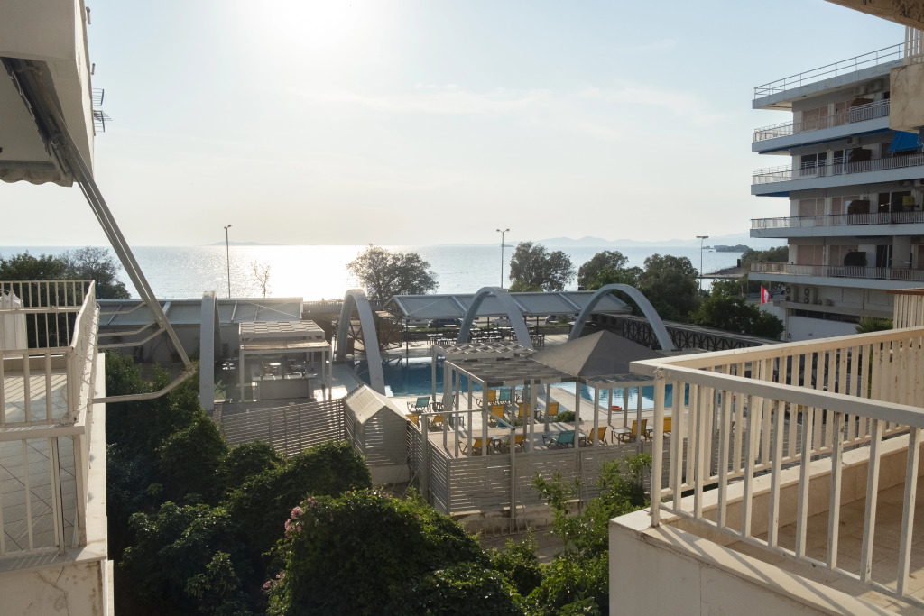 Апартаменты Art Home by the sea Saronida