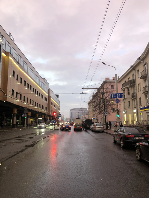 Апартаменты Студия с отдельной спальней в районе вокзала