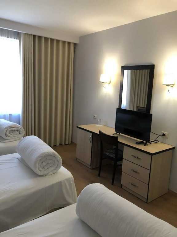 Hotel Fieri