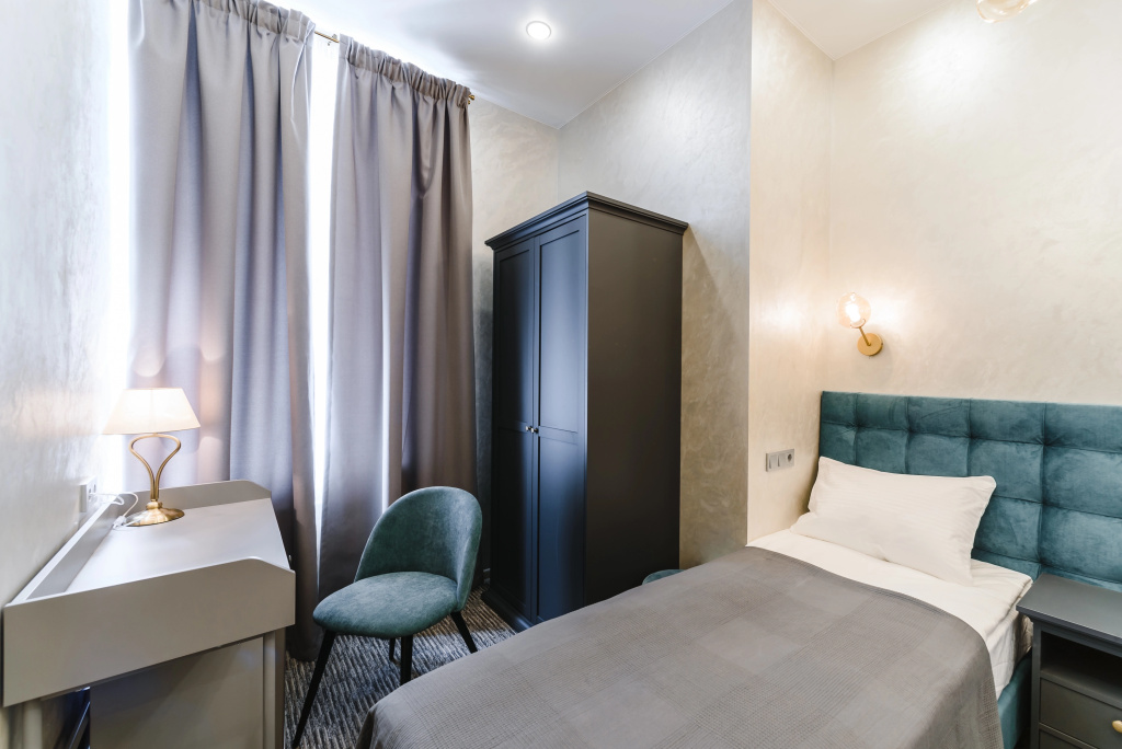 Отель Simple Weekend Inn
