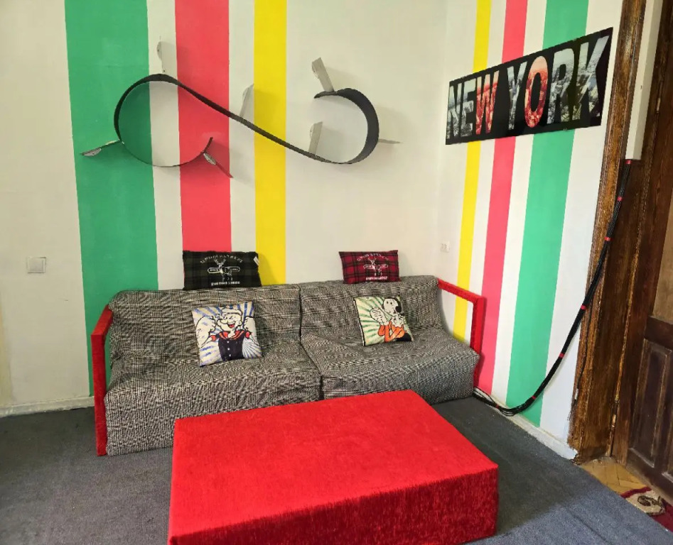 Colors Hostel