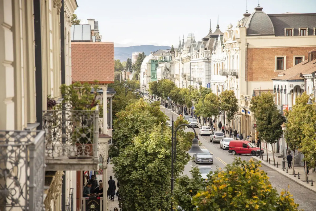 Отель Apochi Tbilisi