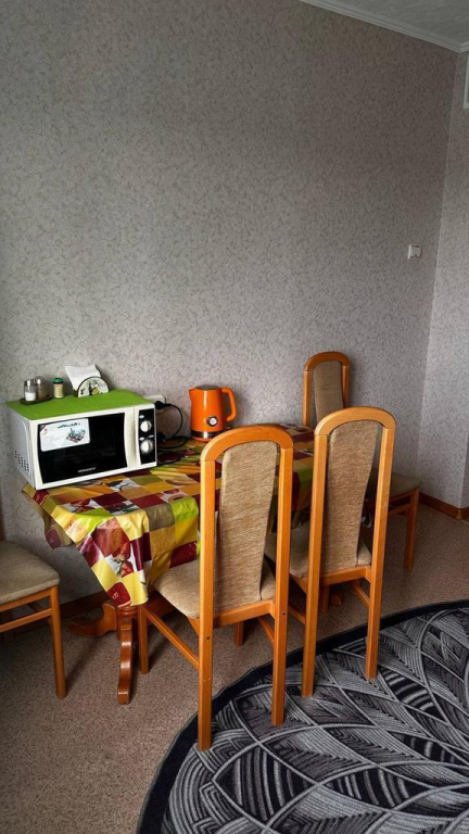 Квартира на проспекте Дружбы Народов 58