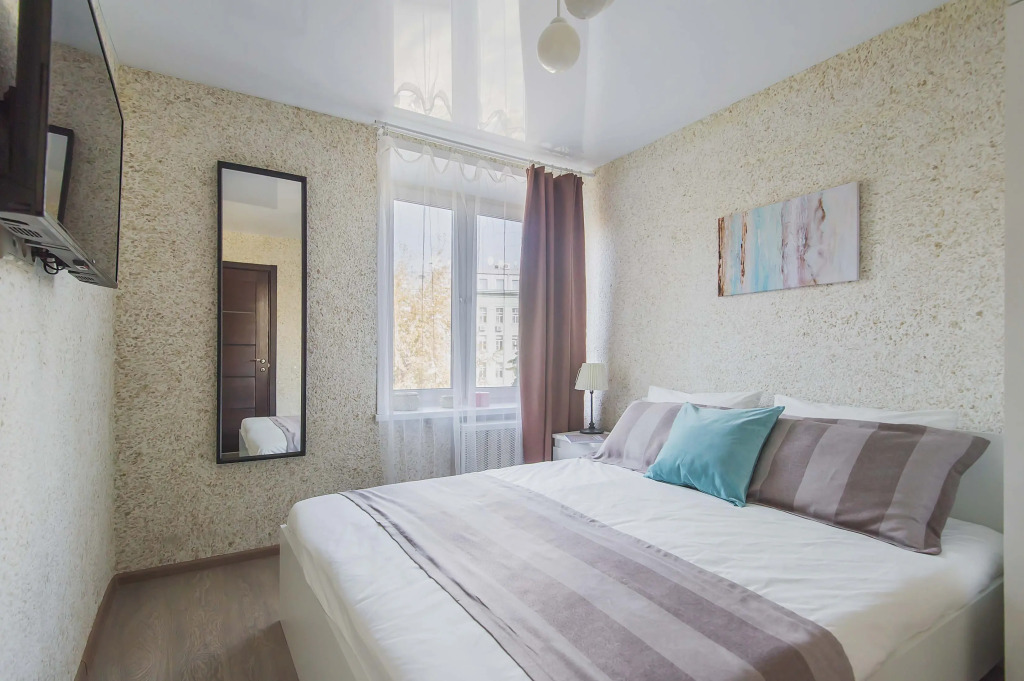 Квартира GM Apartments Стильная Двушка на Патриках