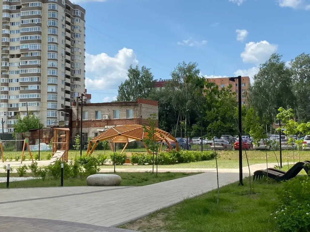 Студия в центре около УдГУ, стадиона Зенит, Арена