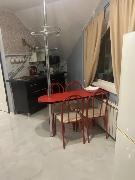 Квартира Серафимовича 3