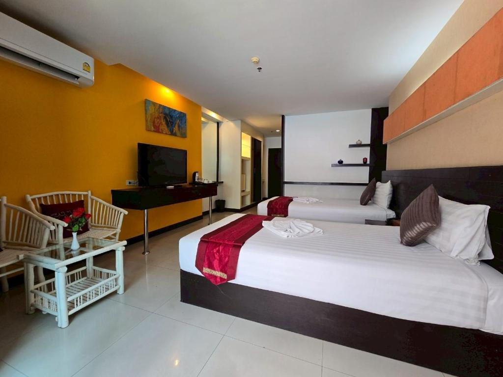 Baron Beach Hotel