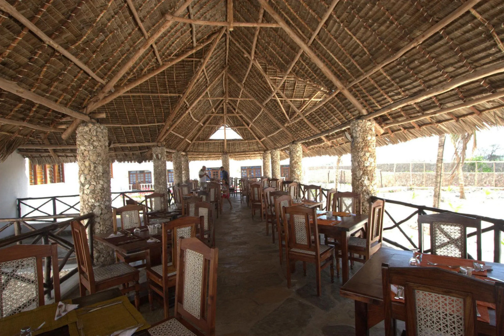Отель Jumbo Watamu All Inclusive