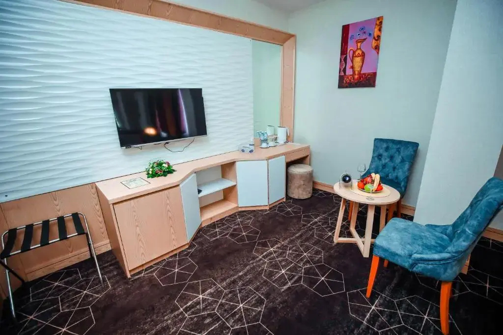 Regal Inn Hotel