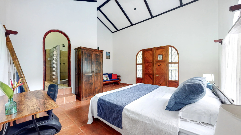 The Scarlet Villas