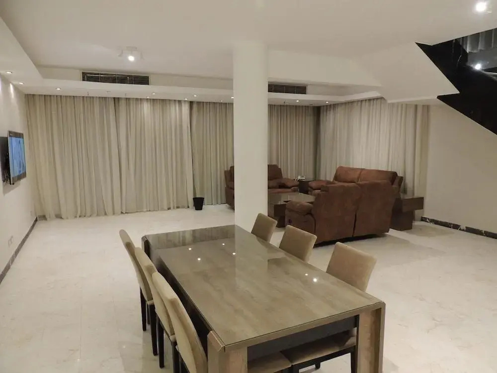 Апартаменты Sultan Luxurious Townhouse Near AUC