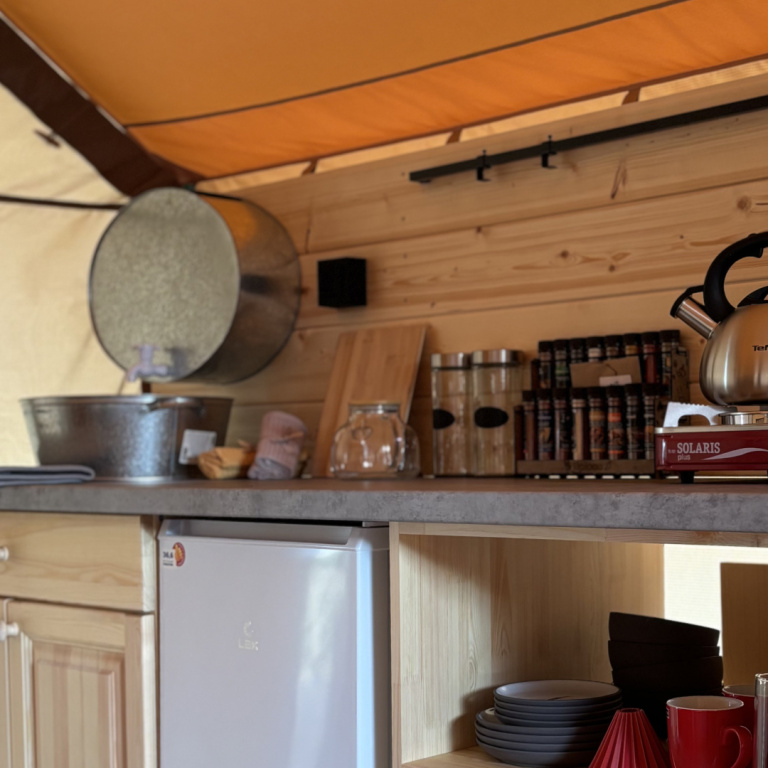 Глэмпинг Тенгус