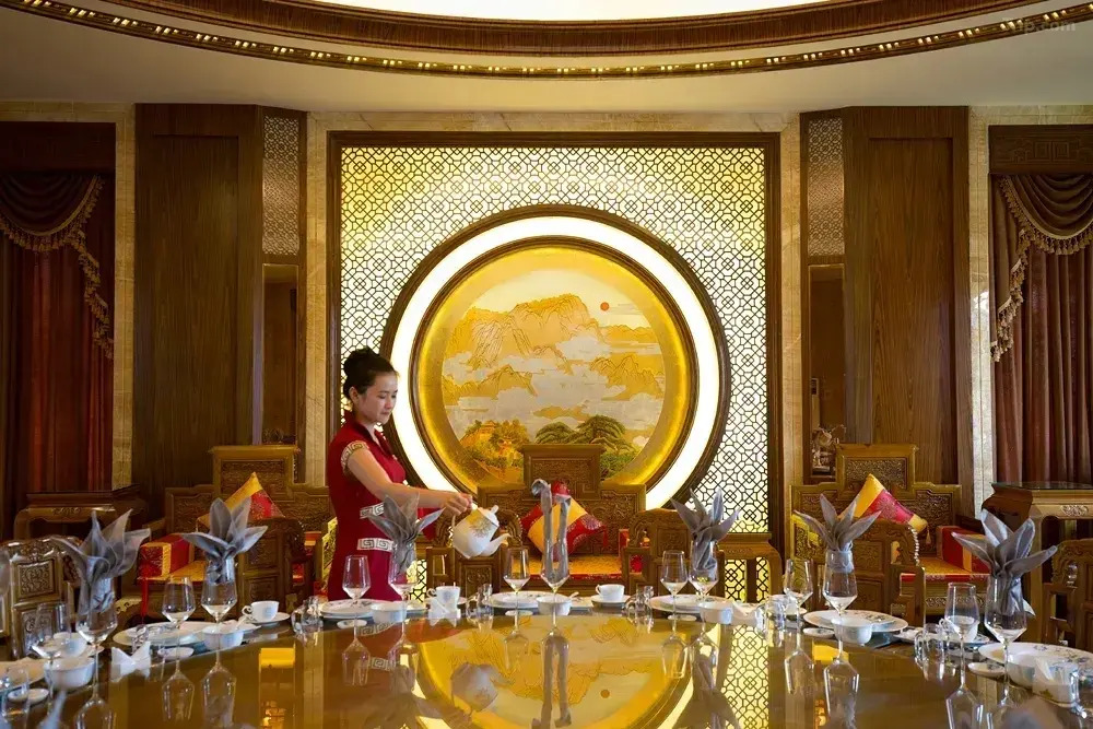 Отель Jinghai
