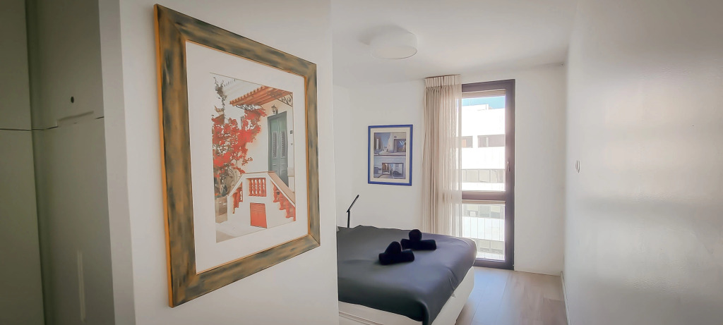 Апартаменты Brand New 2 Bdr Apartment Florentine #TL30