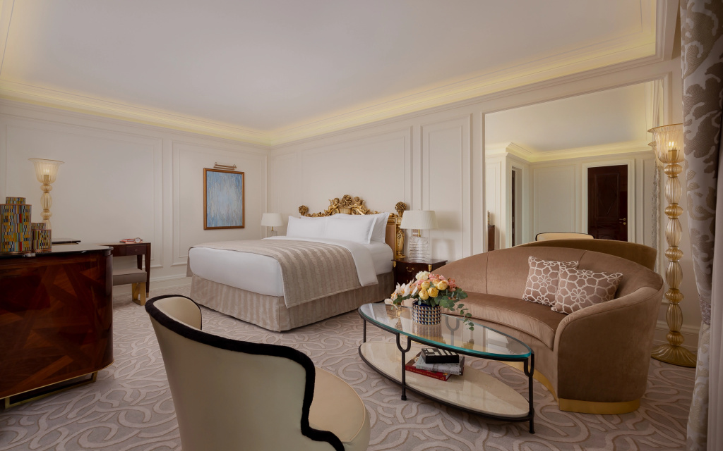 5 ★ The Carlton, Moscow