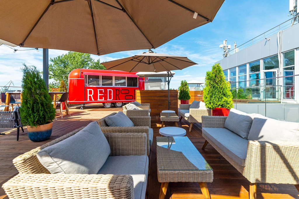 Red Stars Hotel