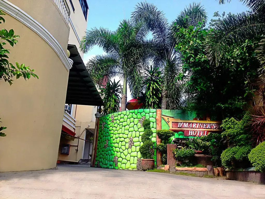 DMariners Inn Hotel