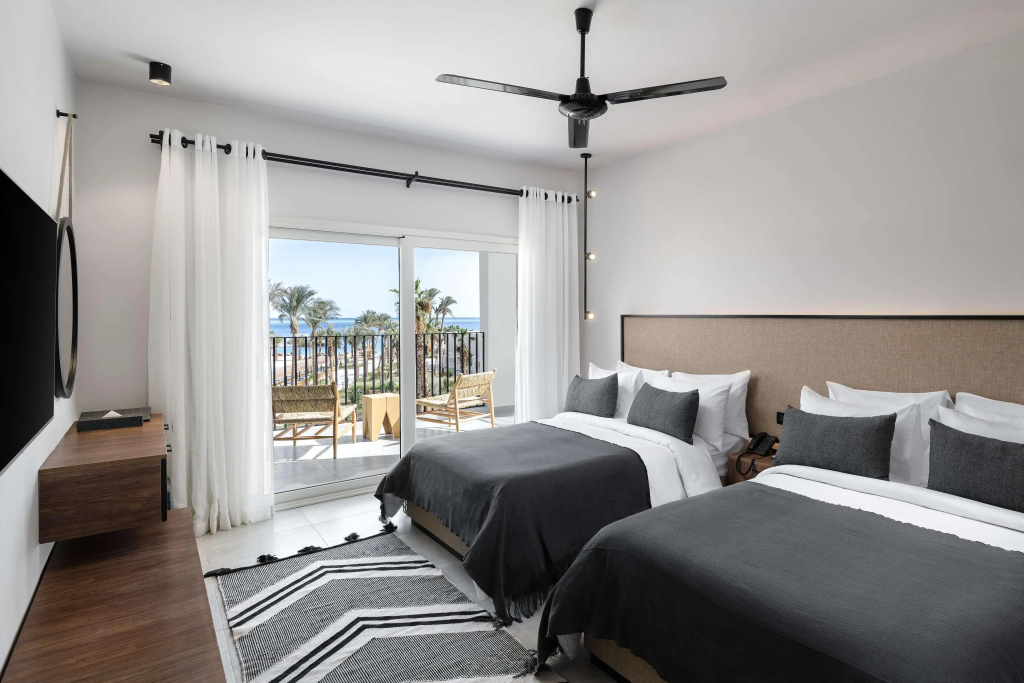 Курортный Отель Serry Beach Resort