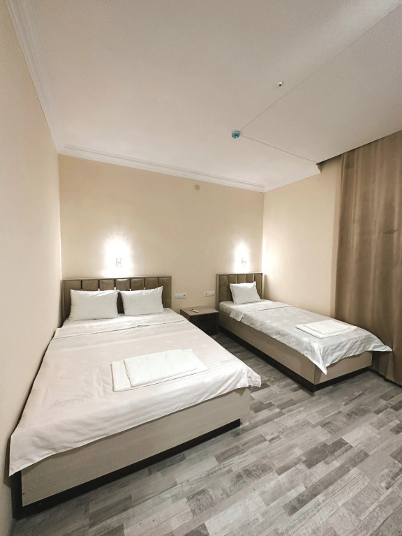 Marmar Family Restaurant and Hotel