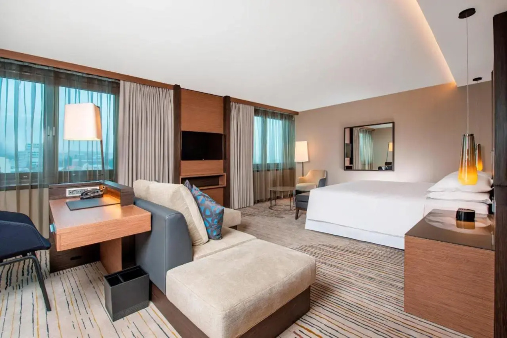 Sheraton Grand Tbilisi Metechi Palace