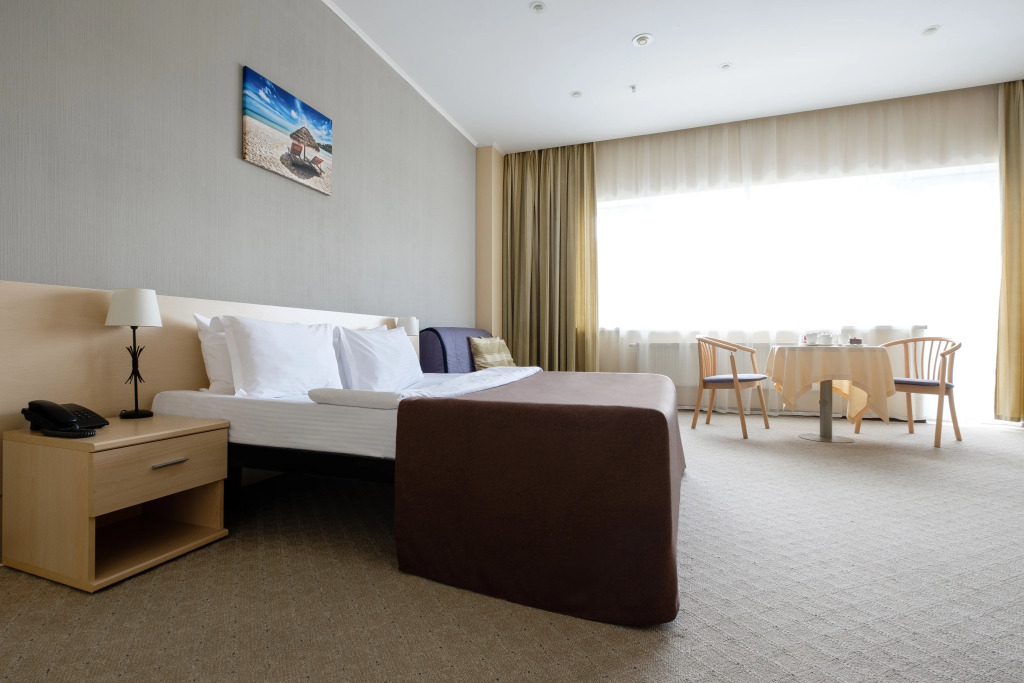 Отель Атлантик by USTA Hotels
