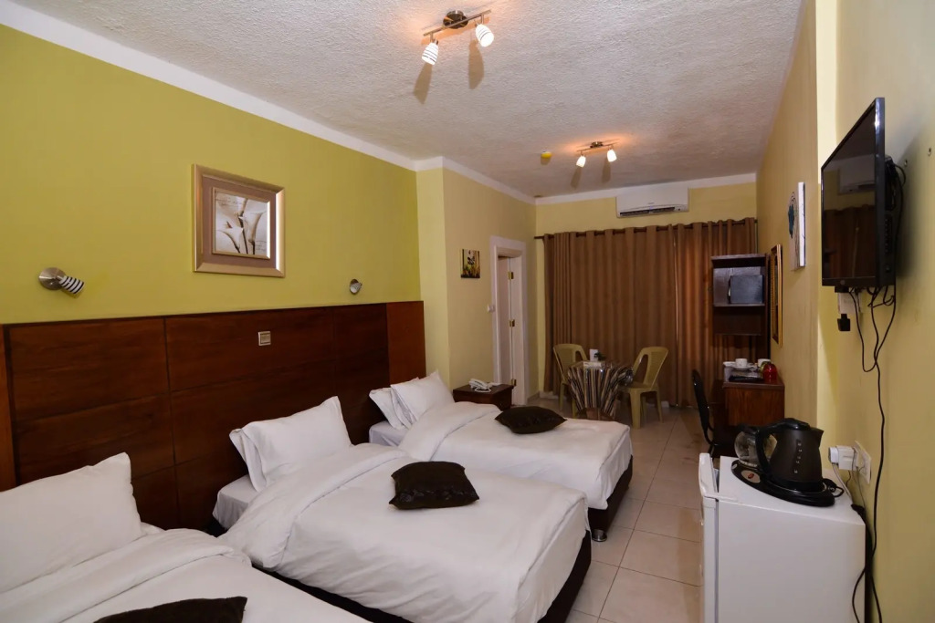 Отель Amir Palace Aqaba
