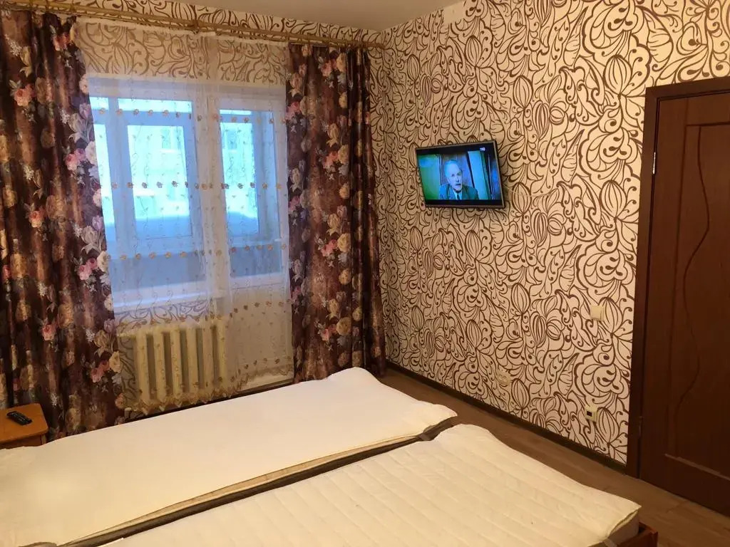 Квартира Трехкомнатная у горы Олимпийская 75