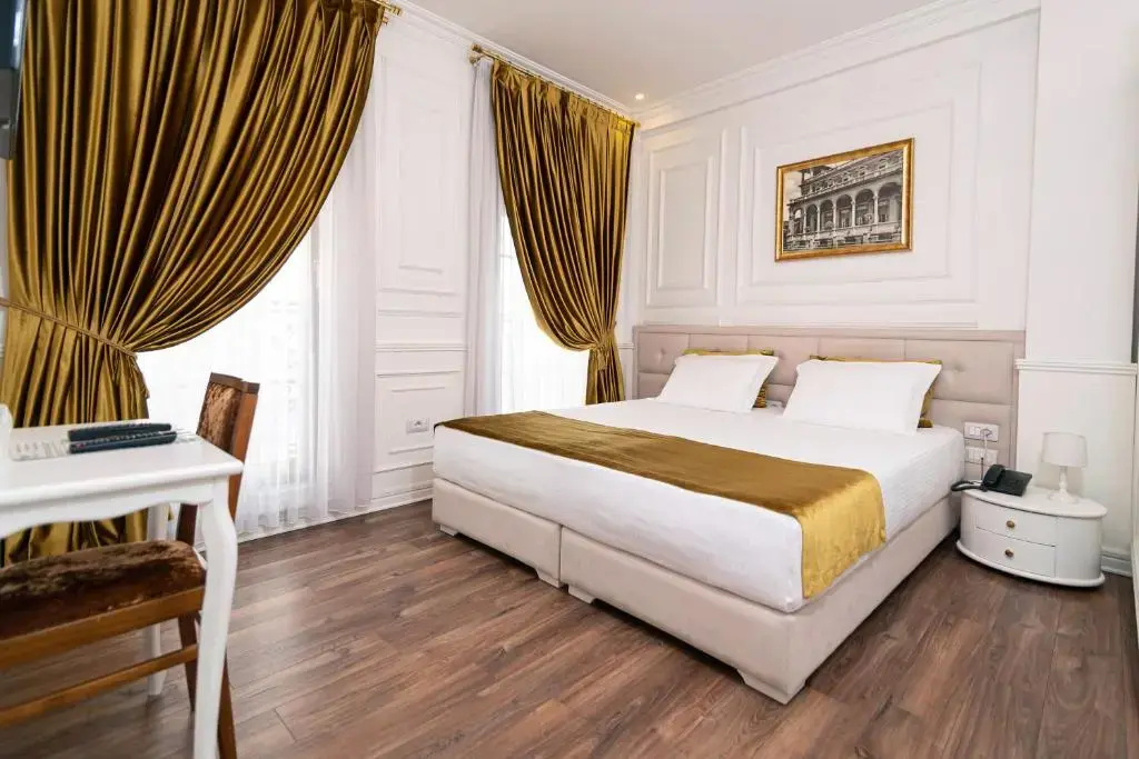 Eler Hotel
