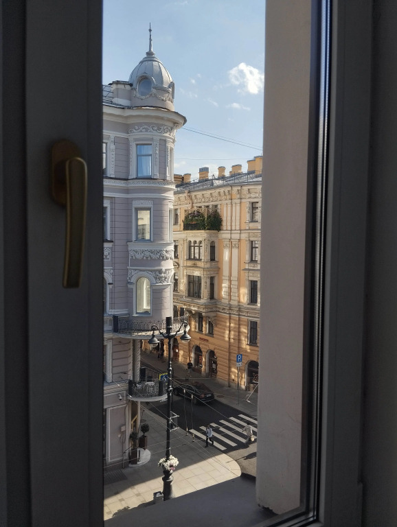 Nevskiy na Ladoni Flat