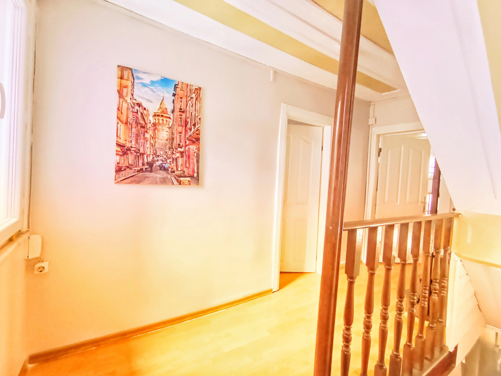 Хостел Taksim History Wooden