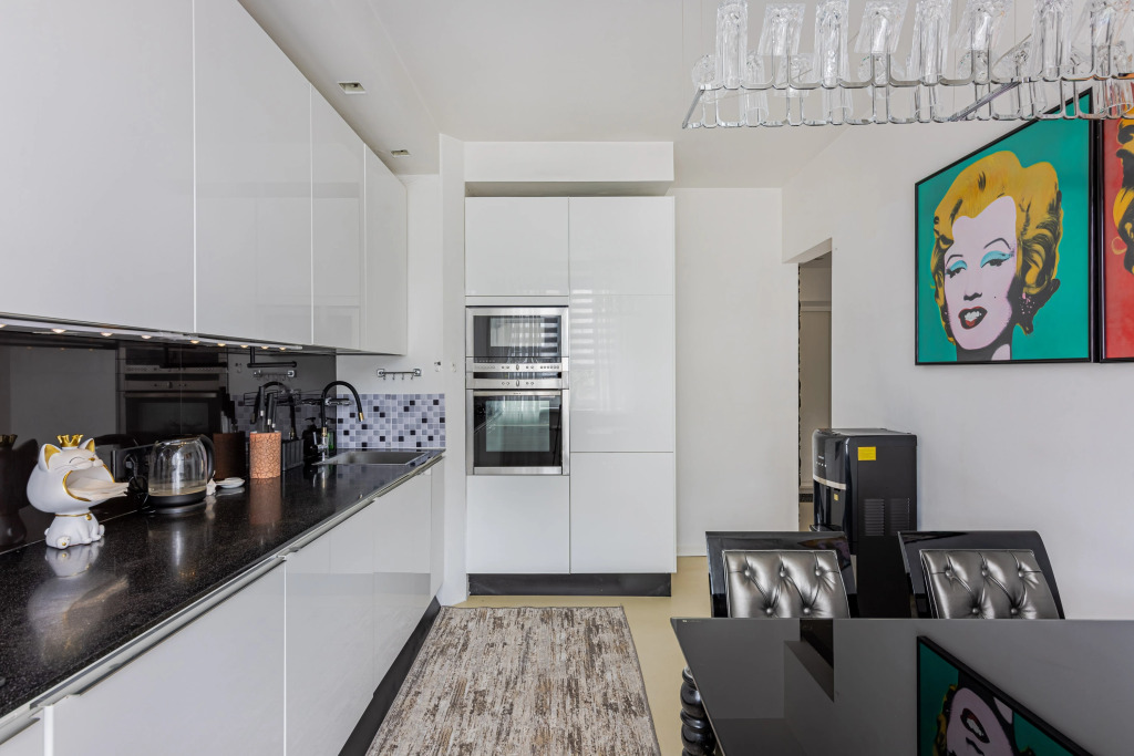 Prostornaya V Elitnom Rayone Moskvy Flat