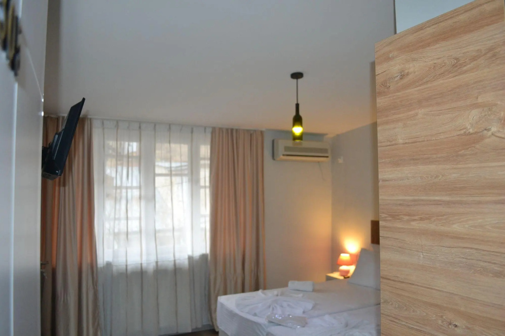 Hotel Rustaveli 36