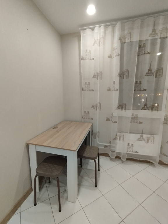 Uyutnaya Sovsemi Udobstvami Flat