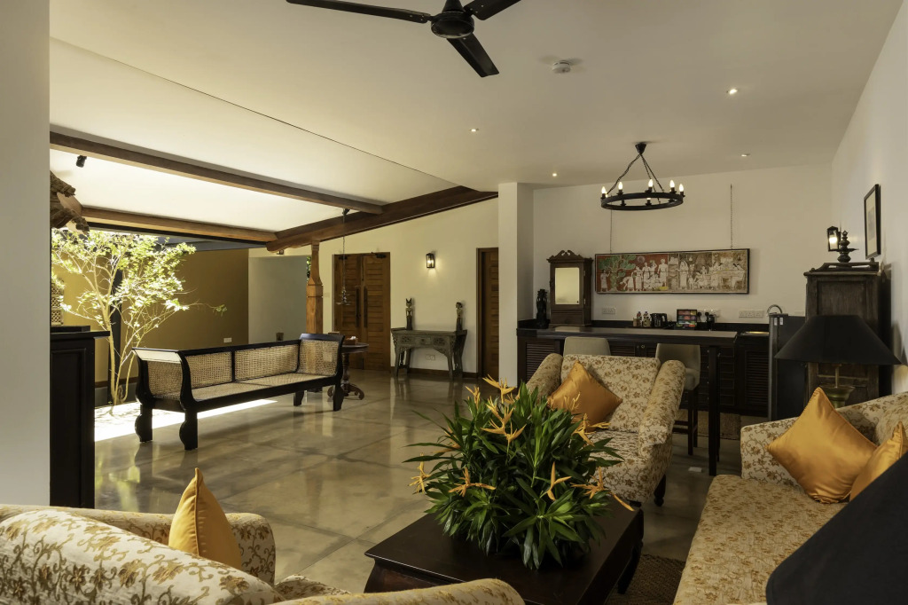Aditya Resort, Hikkudawa