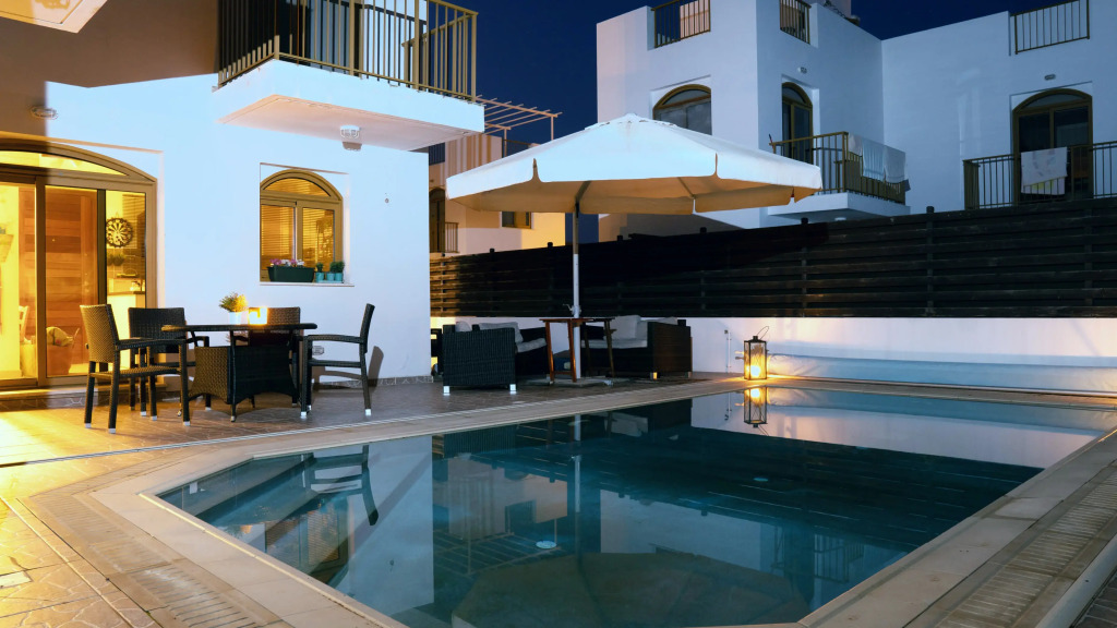 Вилла Seafront With Private Pool