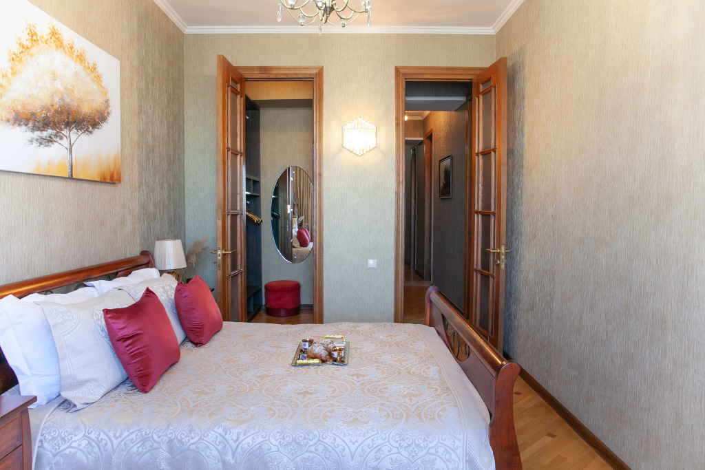 Apartments in the City Center near Mziuri Park