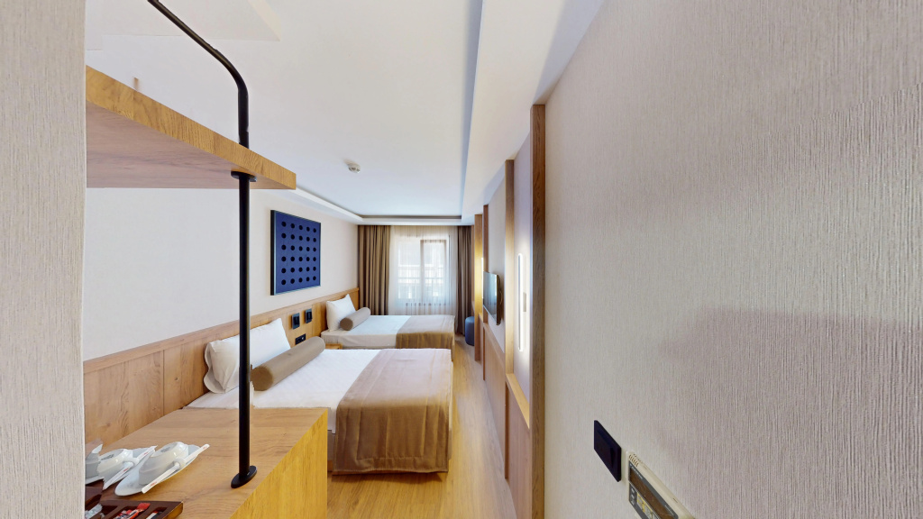 Istanbul River Hotel