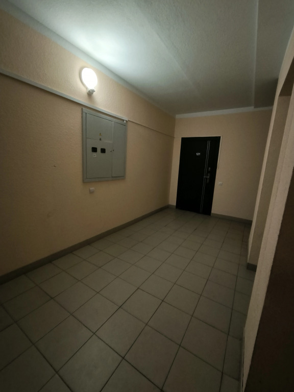 Апартаменты на 8-м этаже в центре, 70 кв. м.