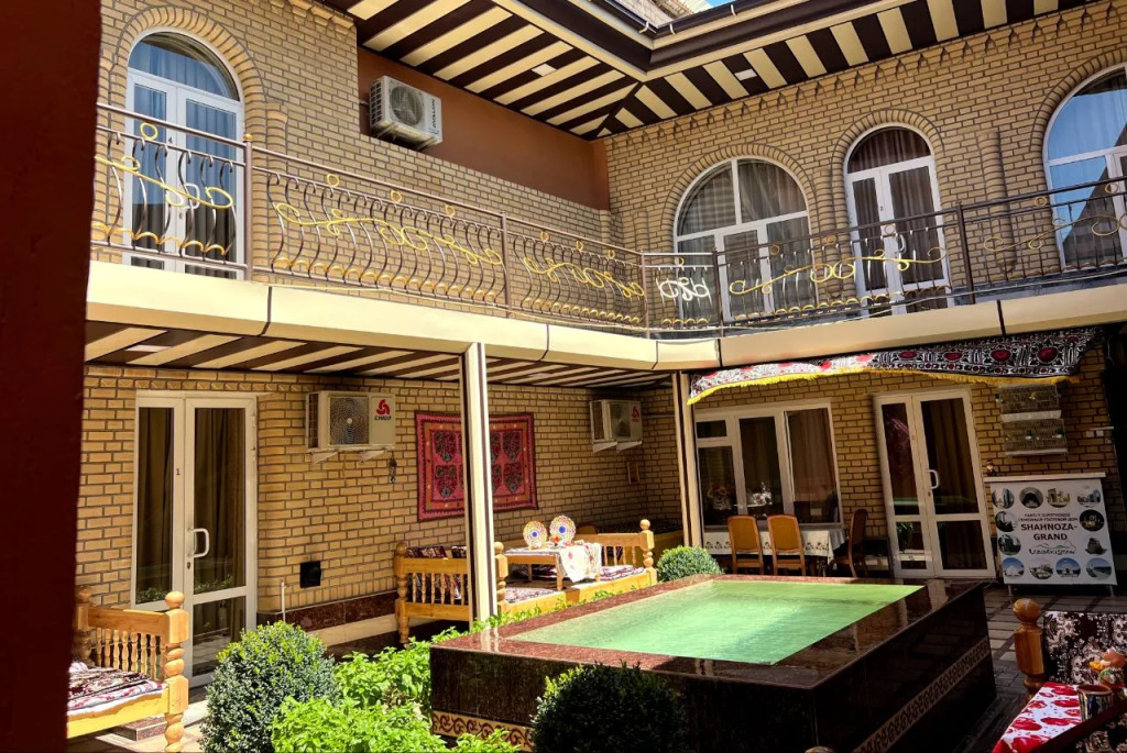 Shahnoza Grand Guest House