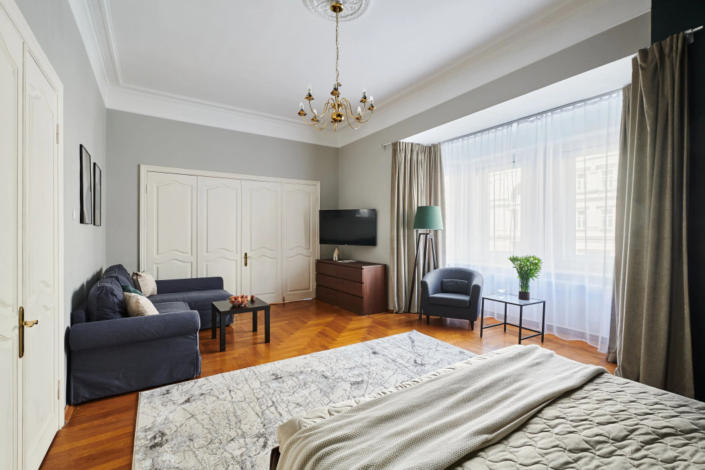 Квартира GM Apartments Шикарная Пятёрка с домашним кинотеатром