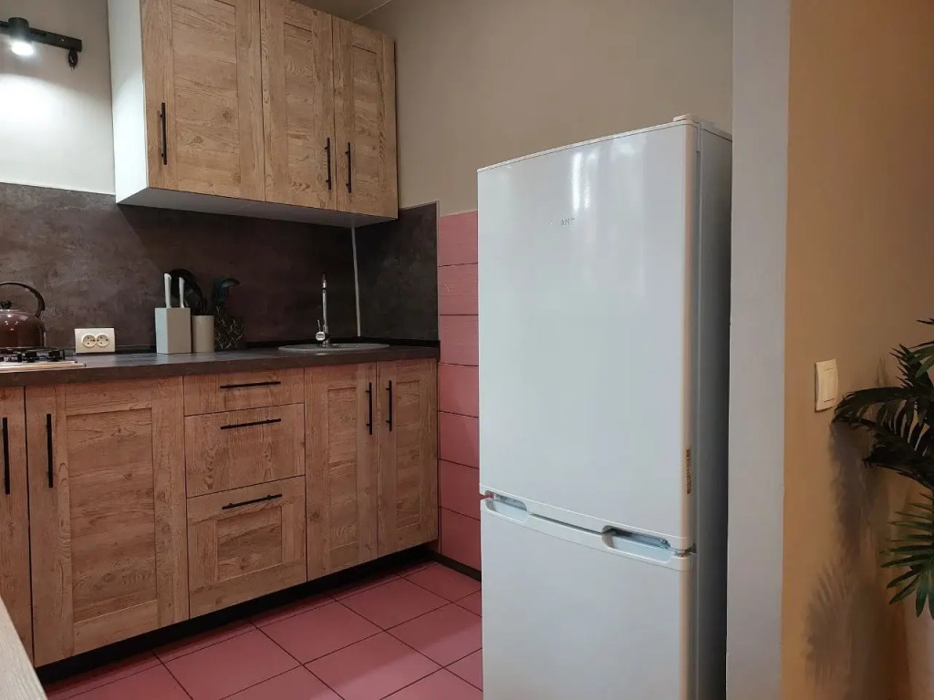 Sovremennaya Studiya V Tsentre Yaroslavlya Flat