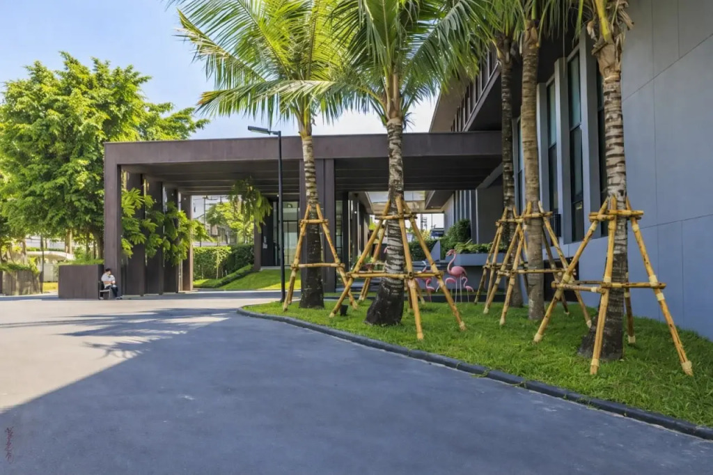 Квартира 1 Bdr Lux Saturdays Residence