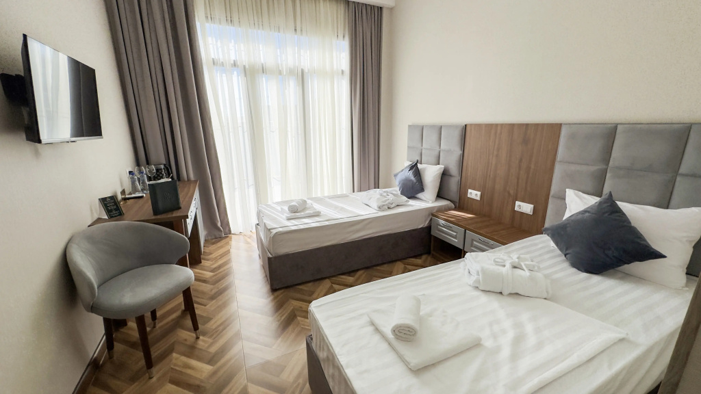Greys Briz Hotel