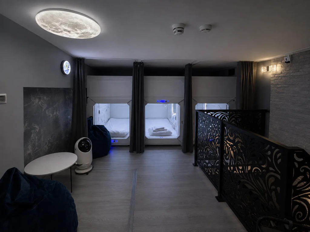 MKS Hostel