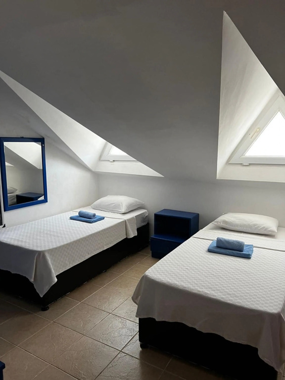 New Golden Gate Hotel