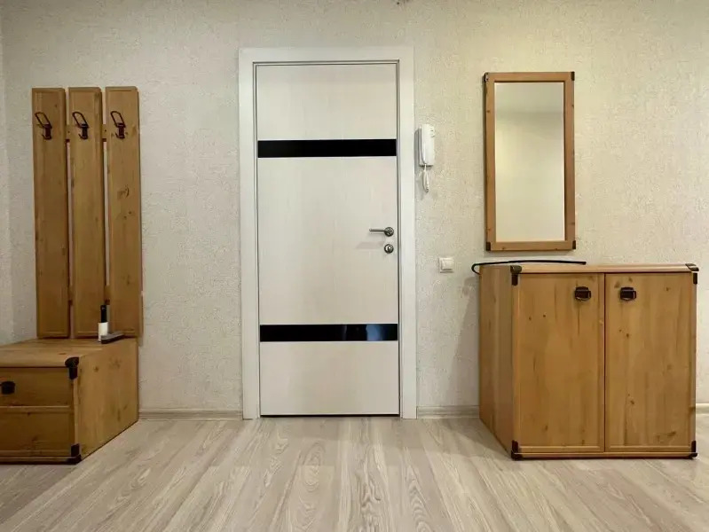 Квартира Трехкомнатная Курчатова 10