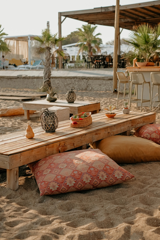RAW BEACH HOTEL