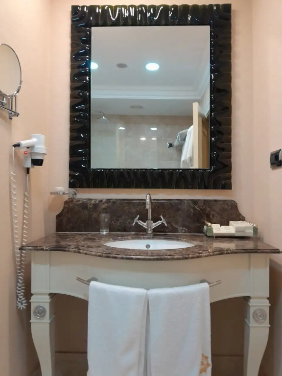 Отель Divan