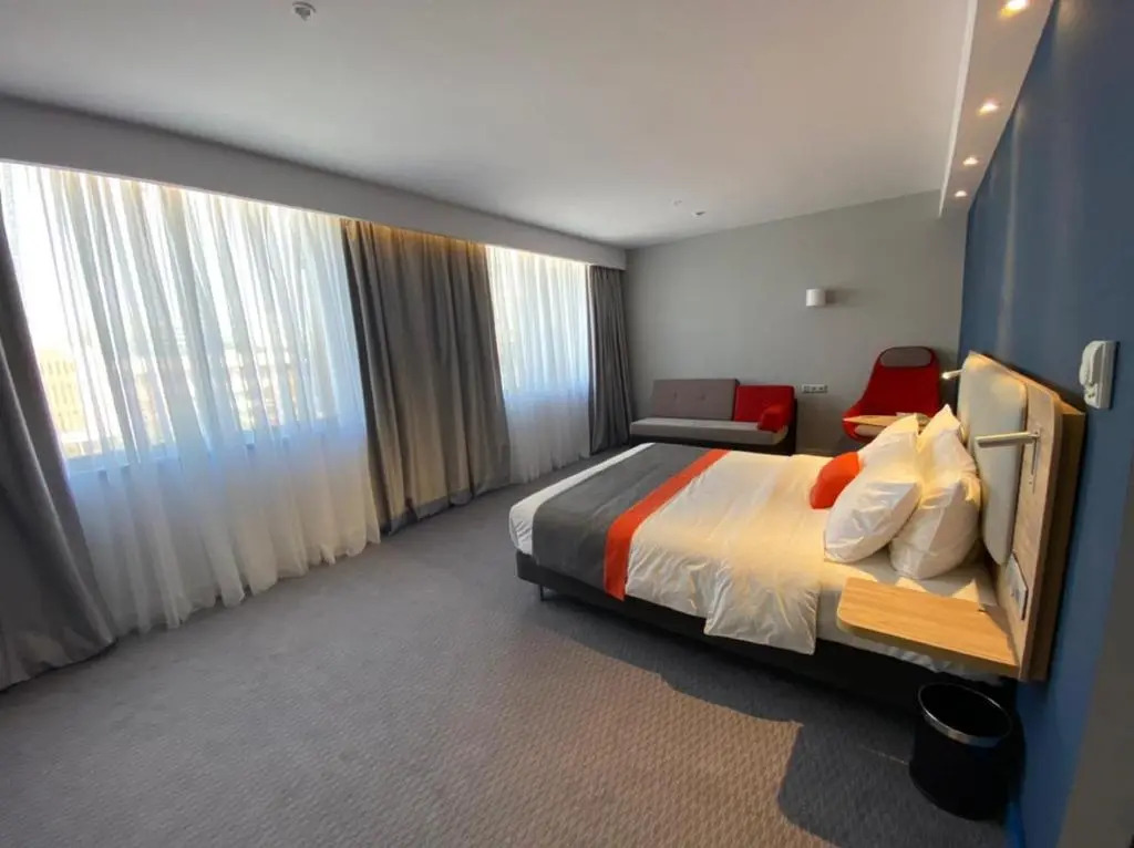 Holiday Inn Express Almaty